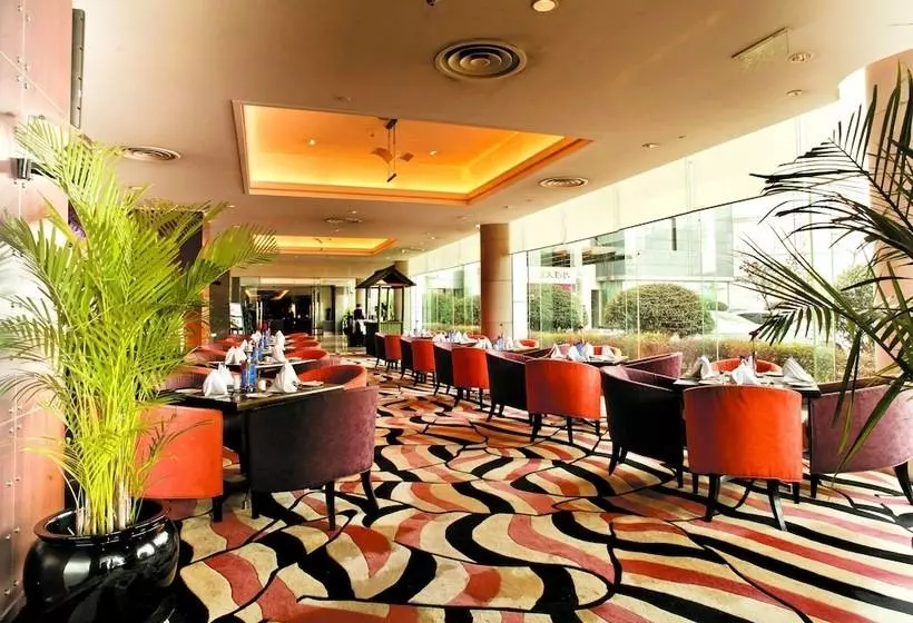 Hotel Howard Johnson Ginwa Plaza