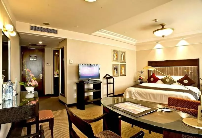 Hotel Howard Johnson Ginwa Plaza