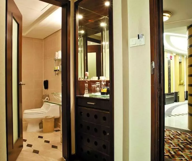 Hotel Howard Johnson Ginwa Plaza