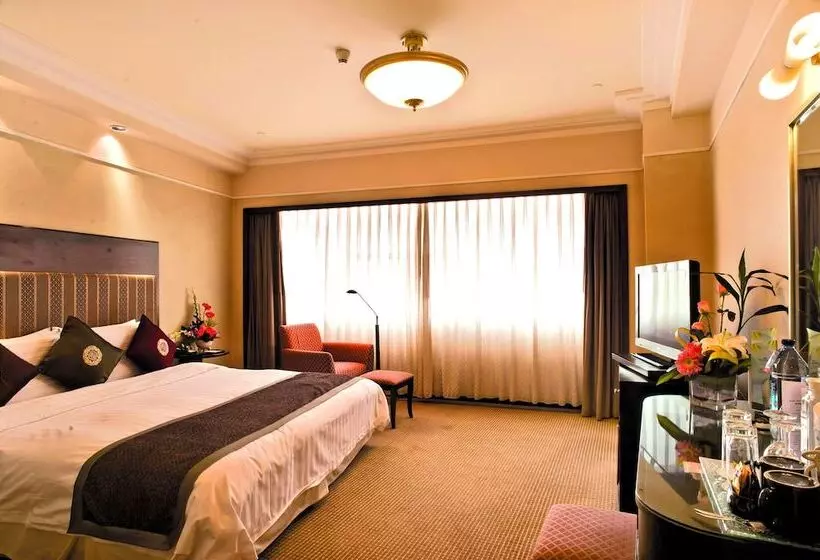 Hotel Howard Johnson Ginwa Plaza