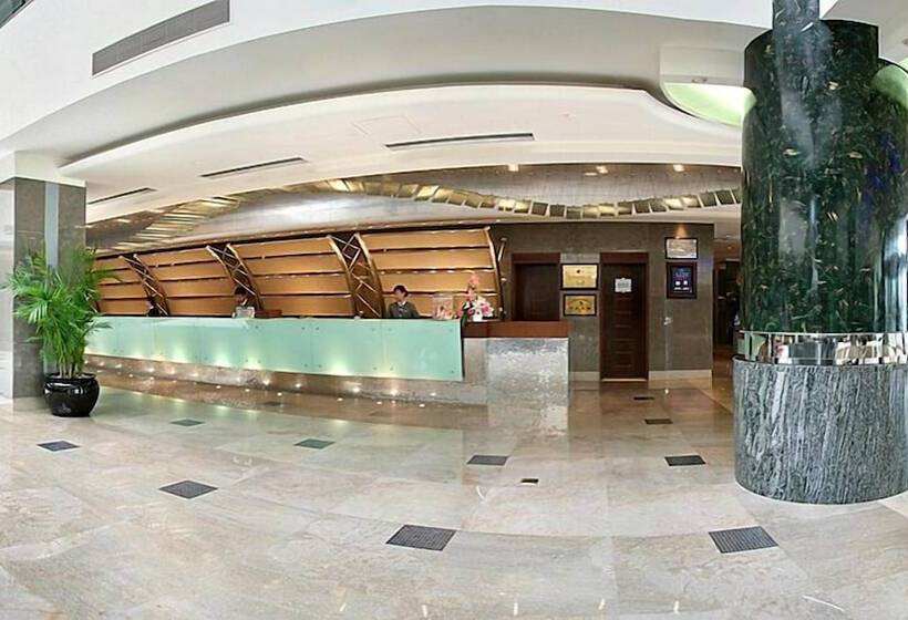 ホテル Howard Johnson Ginwa Plaza