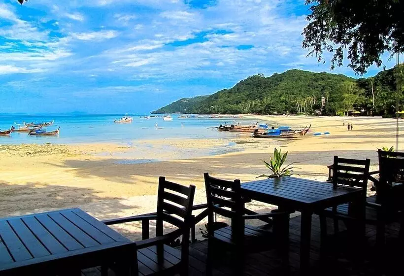 בית מלון כפרי Phi Phi Natural Resort