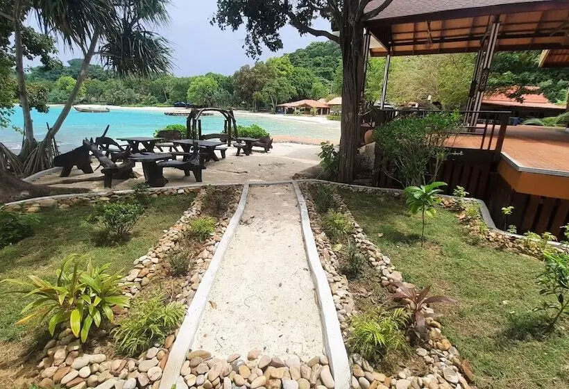 בית מלון כפרי Phi Phi Natural Resort