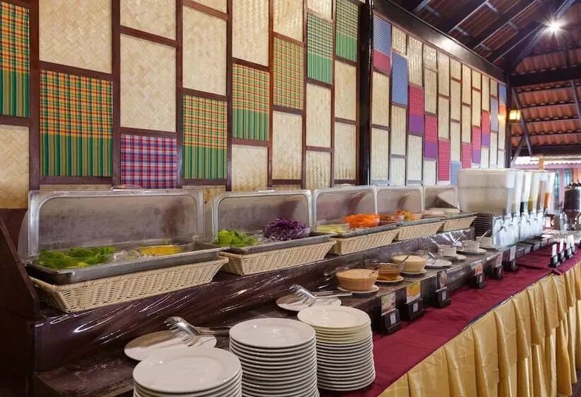 בית מלון כפרי Phi Phi Natural Resort