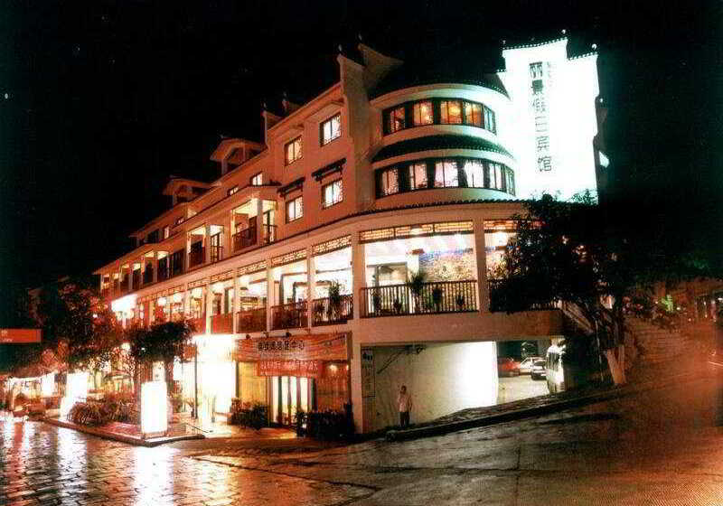 Hotel Regency Holiday