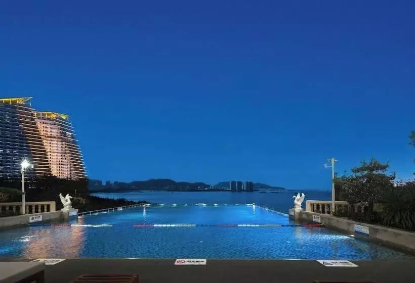 فندق Sanya Golden Phoenix Sea View
