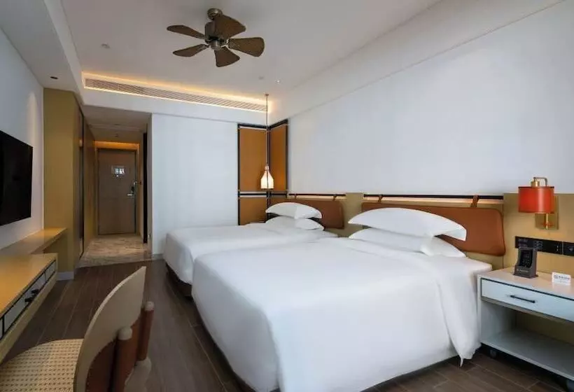 فندق Sanya Golden Phoenix Sea View