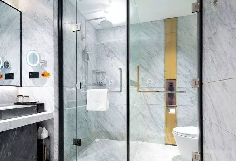 فندق Sanya Golden Phoenix Sea View