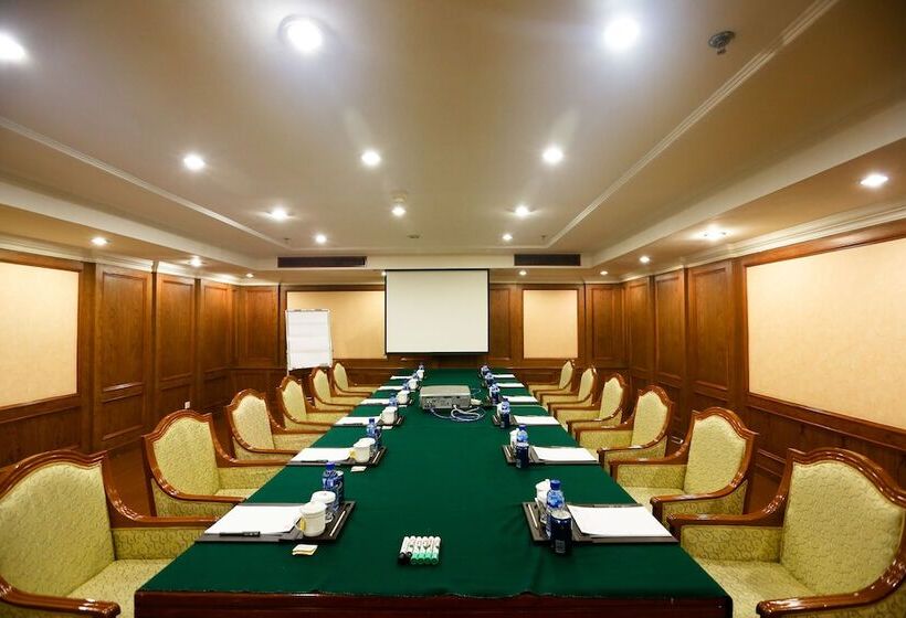 Otel Yantai Golden Gulf