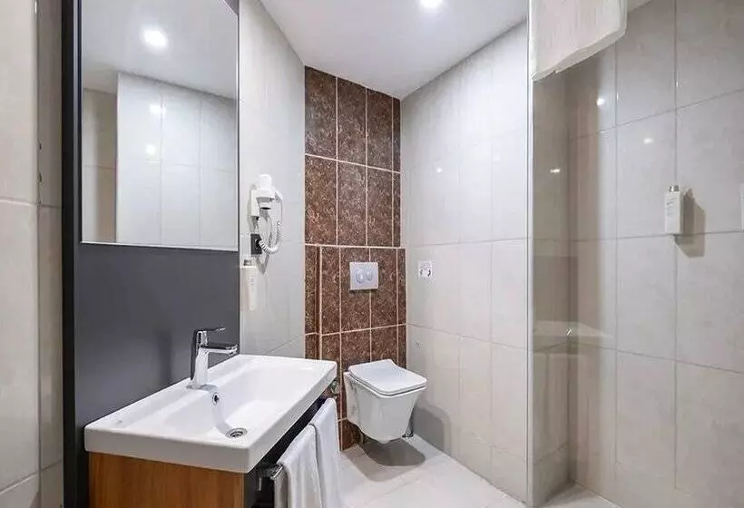 Jura Hotels Ada Beach