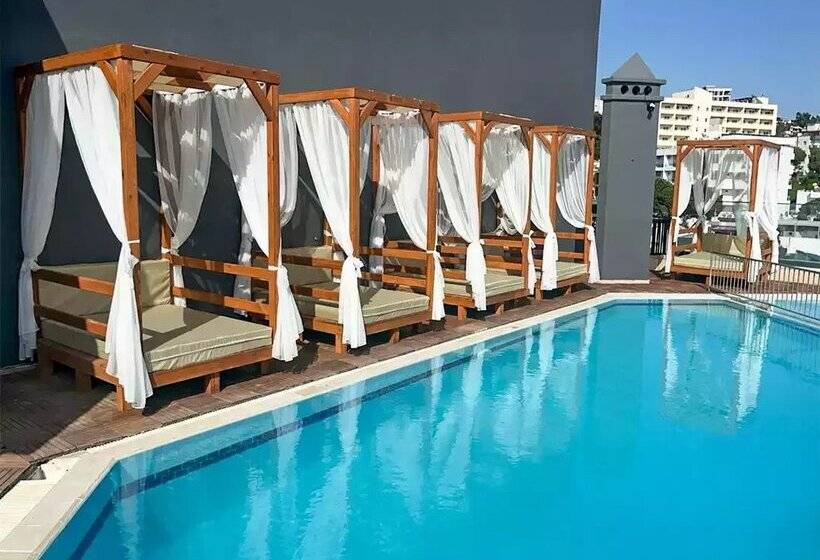 Jura Hotels Ada Beach