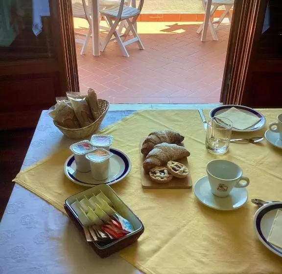 تختخواب و صبحانه Villa Orsini   A Retreat In Pisa   Food And Relax