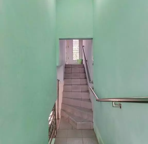 Hotelli Oyo 90014 Green House Cipanas