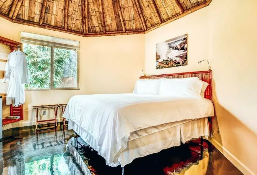 Aamiaismajoitus (B&B) Volcano Eco Retreat By Heart Core Hotels   Adults Only