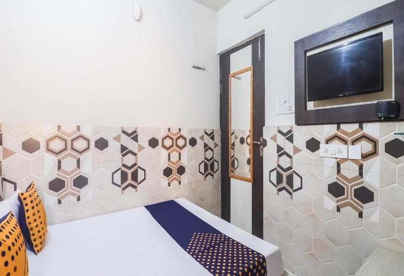 호텔 Spot On 74399  Vinamra