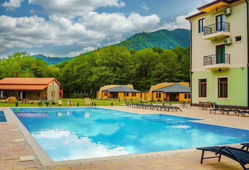 هتل Sviana Resort