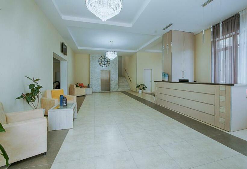 هتل Sviana Resort