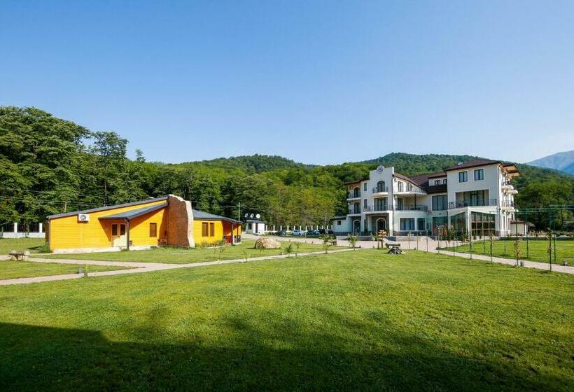 هتل Sviana Resort