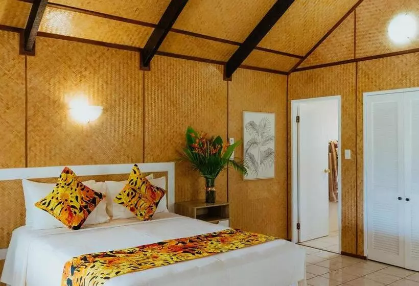 Hotelli Tai Roto Bay