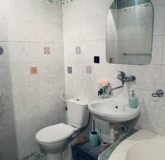 膳宿费 Motorest Milka