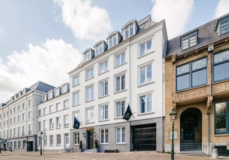 Yays The Hague Willemspark By Numa