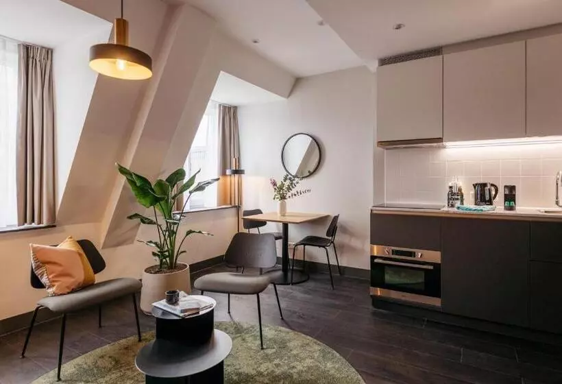 Yays The Hague Willemspark By Numa