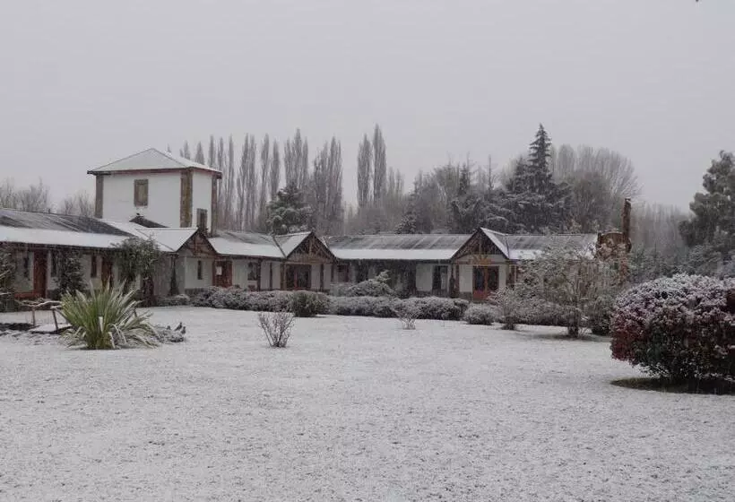 Retkeilymaja Hosteria El Hoyo