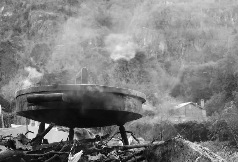 Retkeilymaja Hosteria El Hoyo