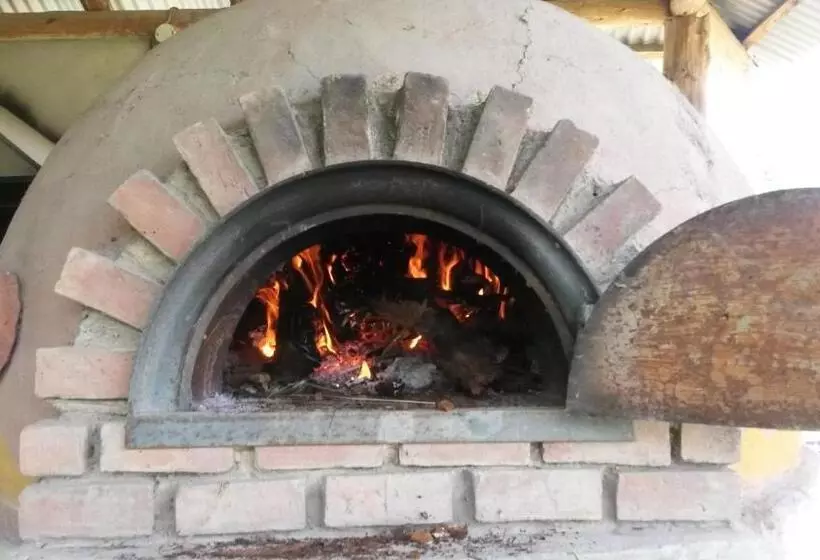 Retkeilymaja Hosteria El Hoyo