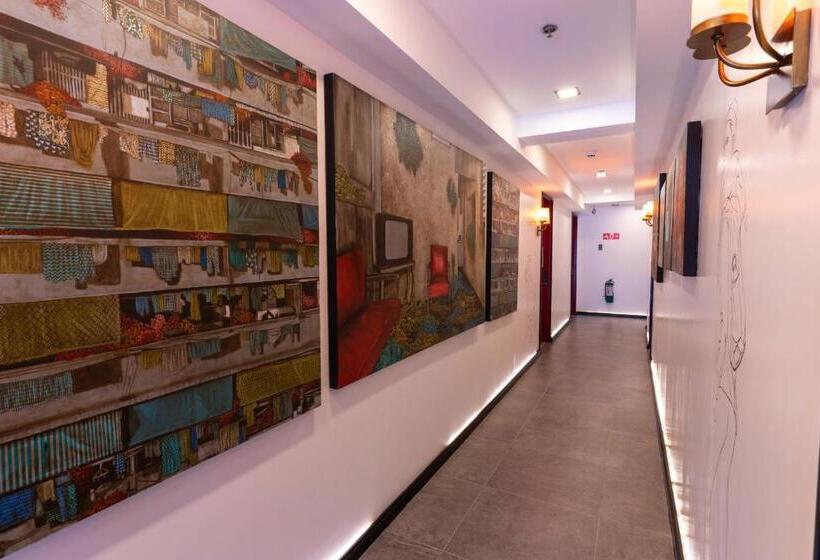 הוסטל Unwnd Boutique Hotel Makati