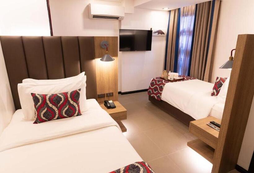 הוסטל Unwnd Boutique Hotel Makati