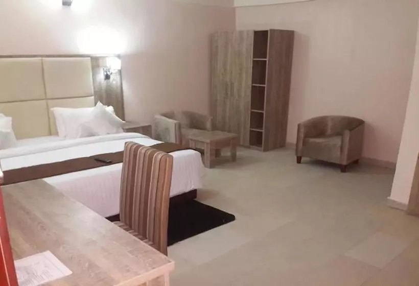 De Dreams Hotel & Suite
