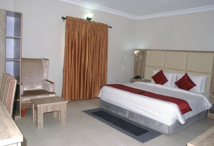 De Dreams Hotel & Suite