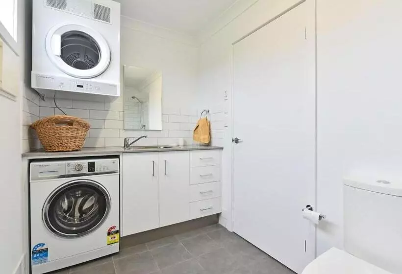 ホテル Kinloch Cottage Renovated To New On Daisy Hill Vineyard