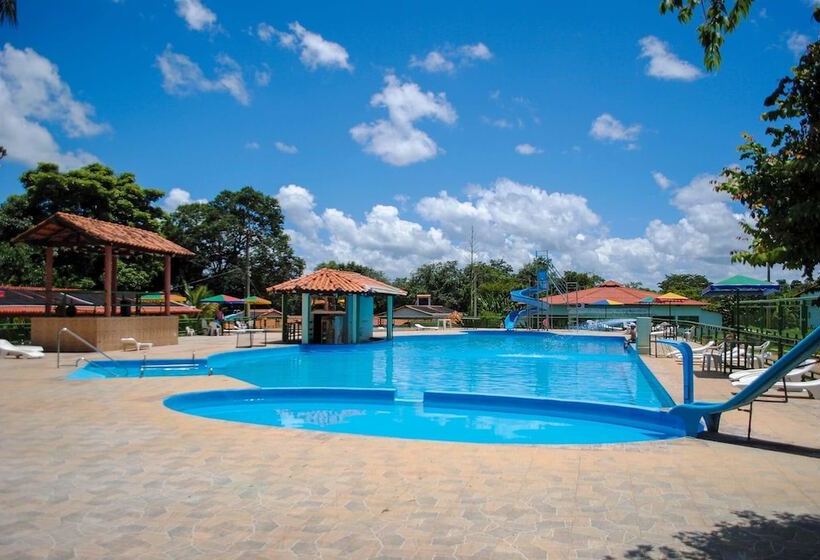 בית מלון כפרי Fazenda Araras