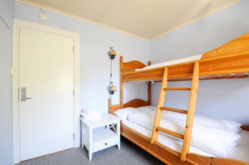 ユースホステル Ullensvang Gjesteheim