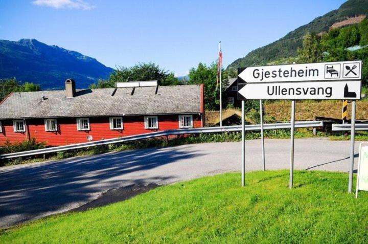 ユースホステル Ullensvang Gjesteheim