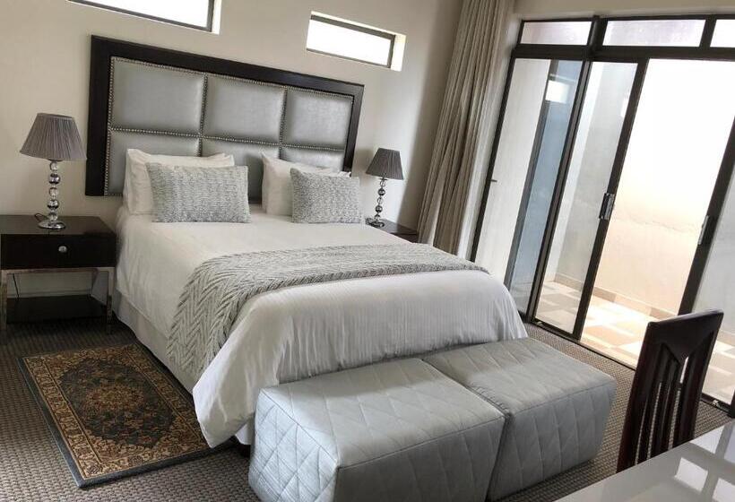 Coral Beach Bed & Breakfast