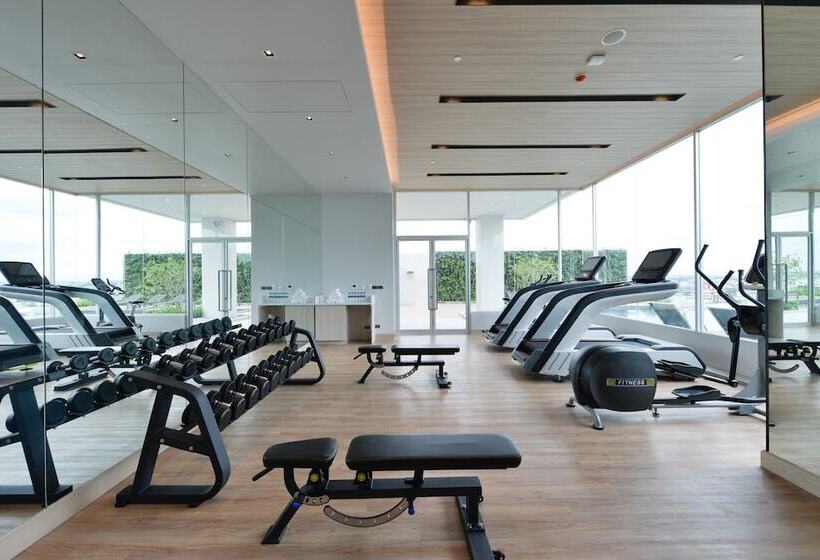 Centre Point Hotel Terminal21 Korat