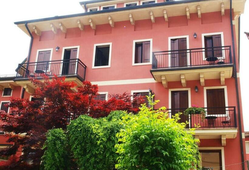 בית מלון כפרי Albergo Al Castello