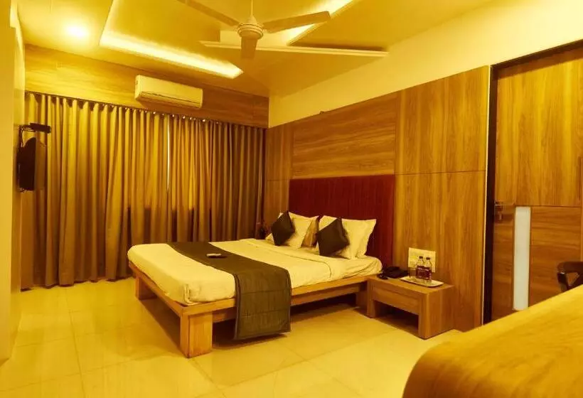 ホテル Anand Heritage