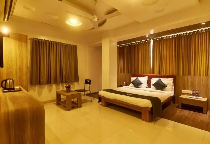 ホテル Anand Heritage
