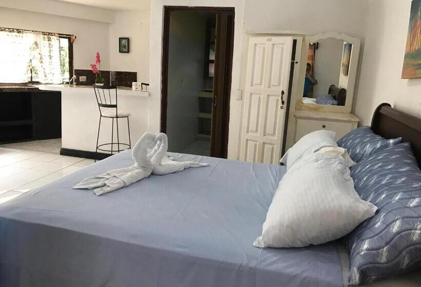 בית מלון כפרי Cabinas Cafe Del Mar