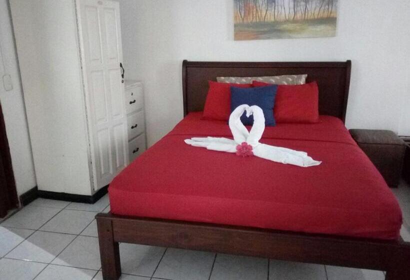 בית מלון כפרי Cabinas Cafe Del Mar