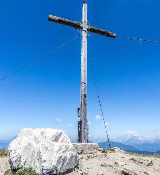 ペンション Alpenzeit