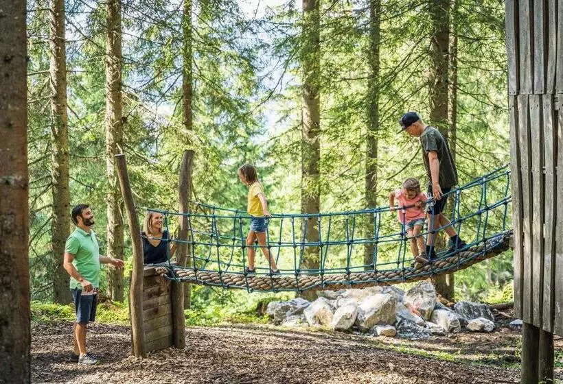 ペンション Alpenzeit