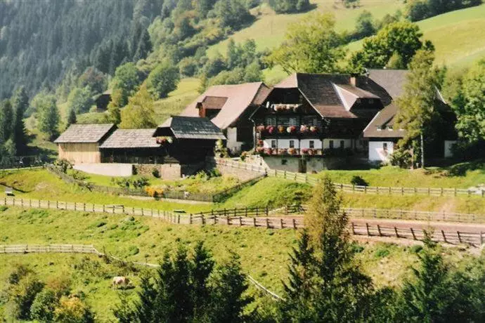 Majatalo Surtmannhof