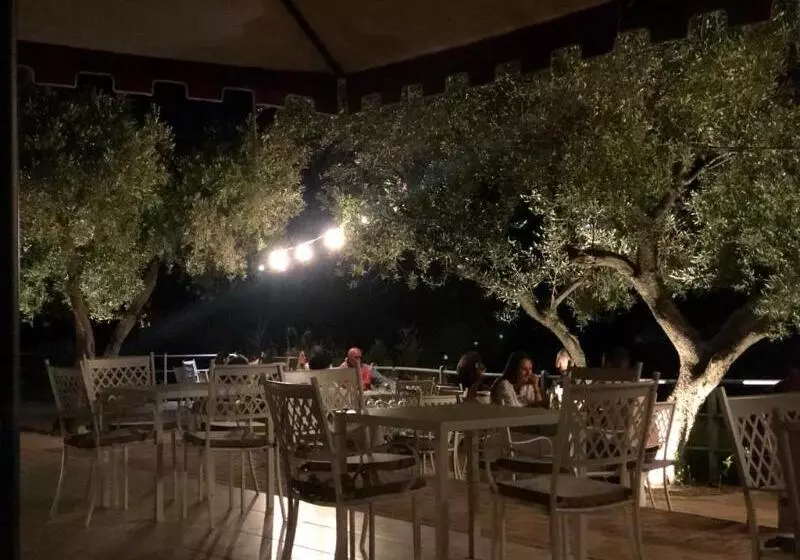 هتل Marina Del Capo