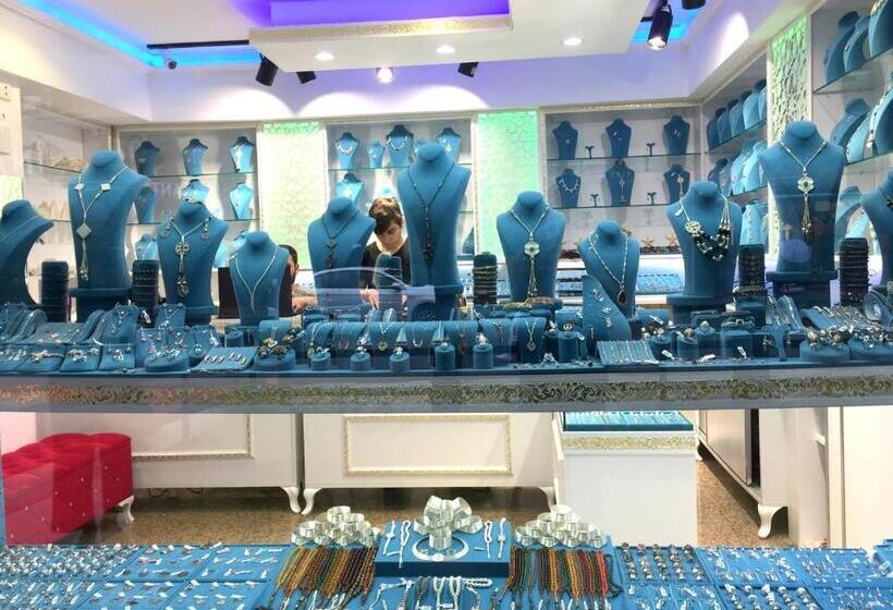 استراحتگاه Inanlar Garden Hotel & Bungalow