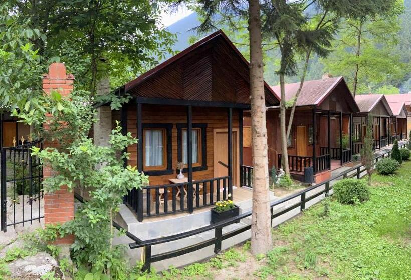 استراحتگاه Inanlar Garden Hotel & Bungalow